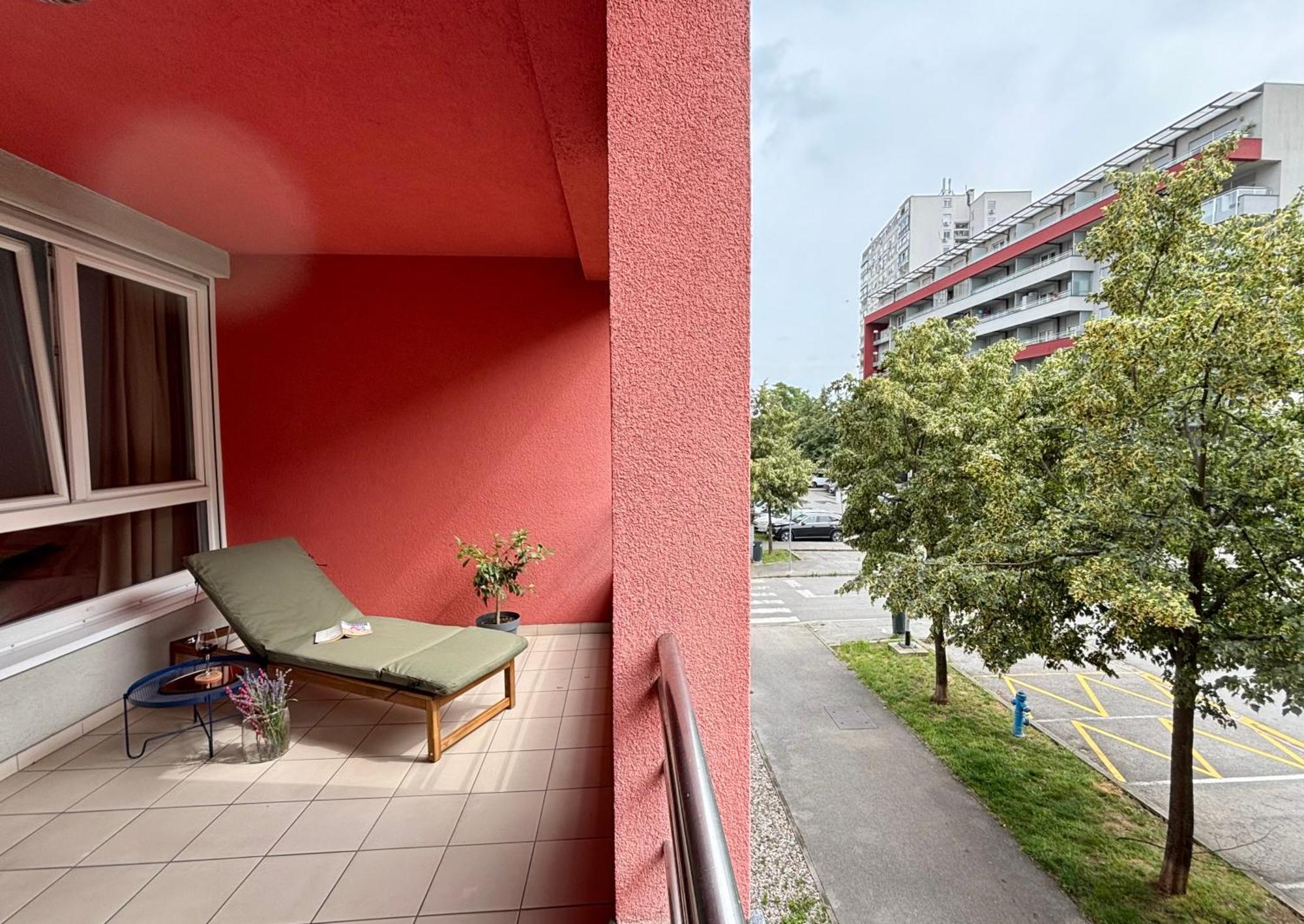 זאגרב Terrace Bliss Apartment With Free Garage מראה חיצוני תמונה